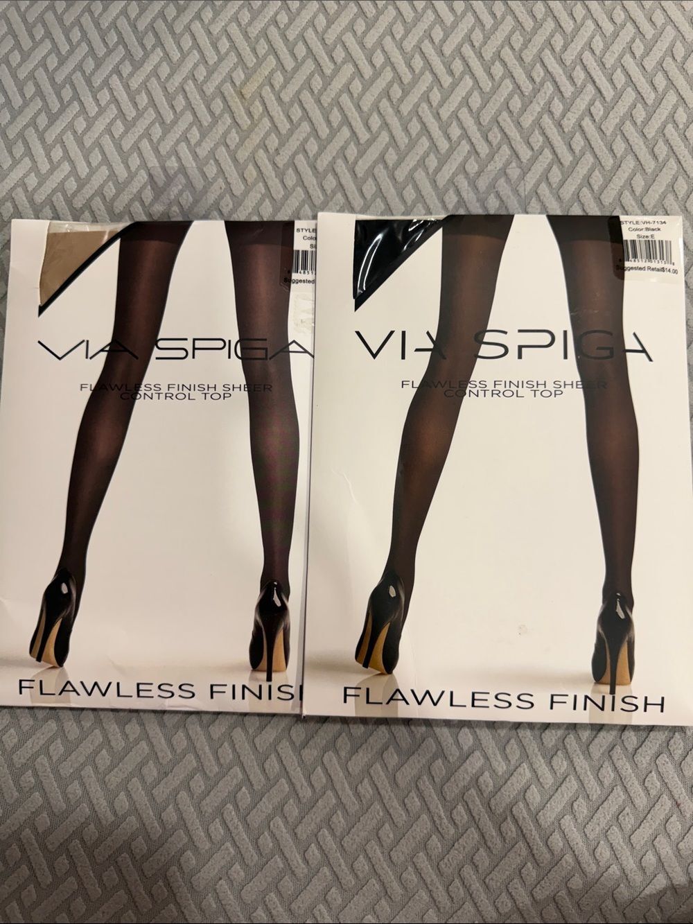 VIA SPIGA VH-7134 FLAWLESS FINISH SHEER CONTROL TOP PANTYHOSE SIZE: E BLACK-NUDE